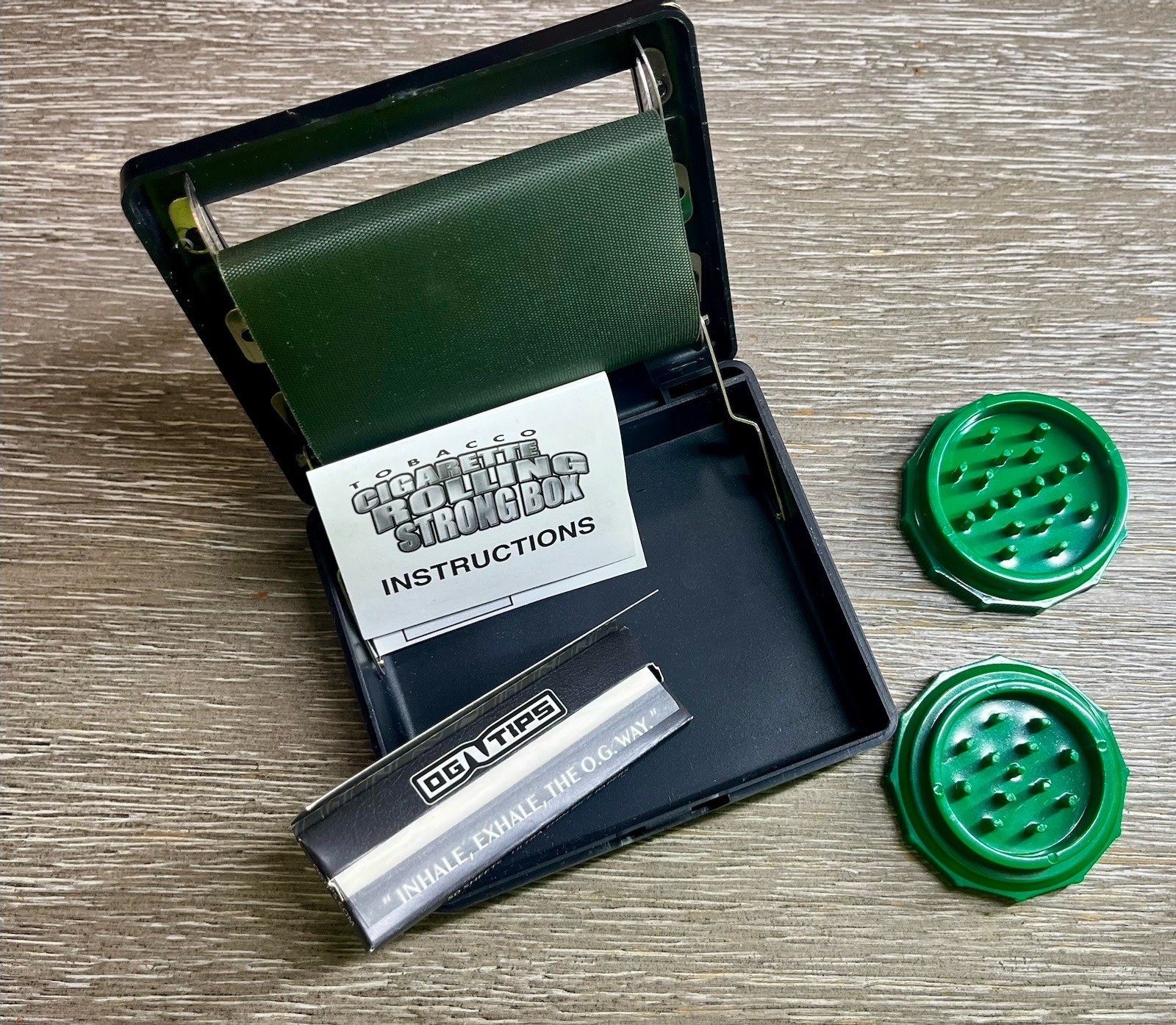 Rolling Machine Case Cigarette Roller Box Independent Wings Skull Herb Grinder