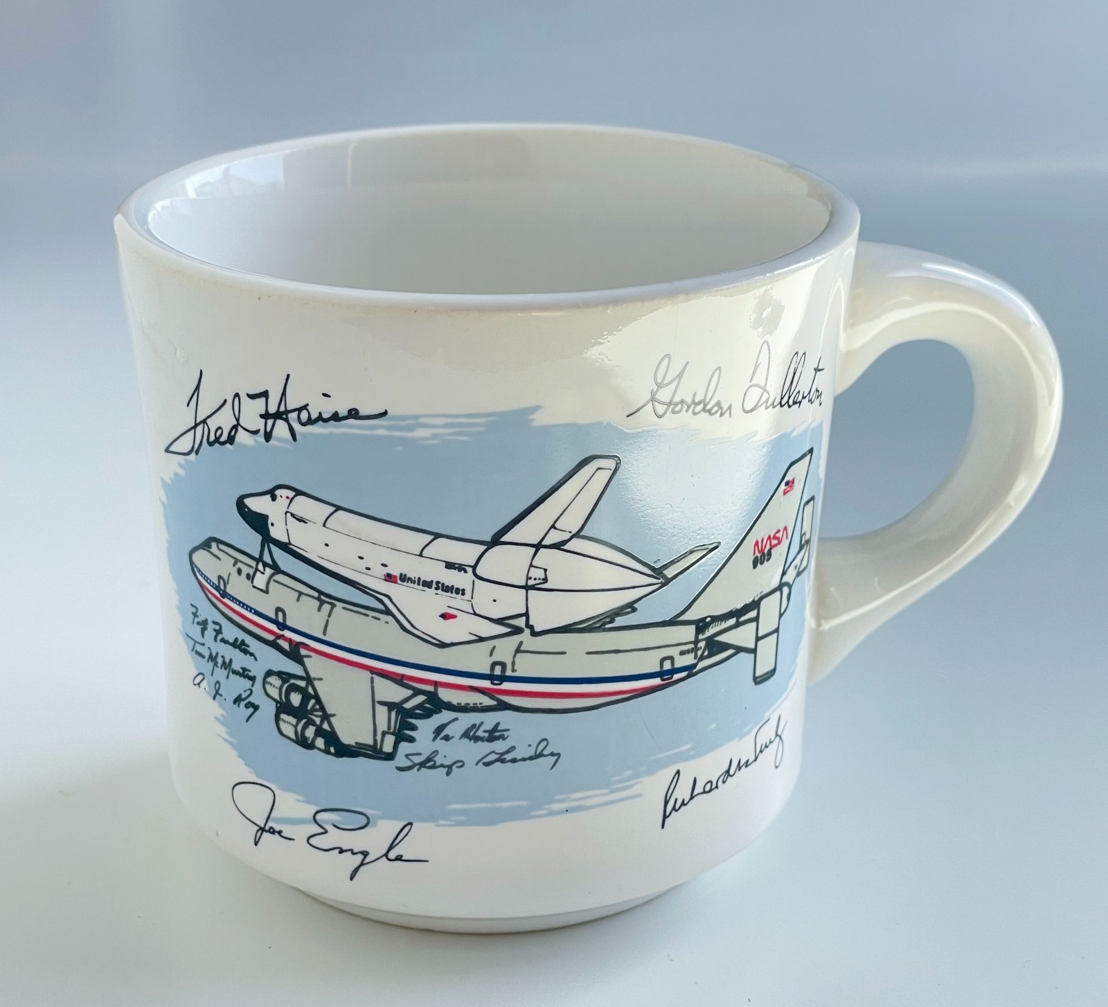 Rare Vintage NASA Space Shuttle Mug Lilley's House Of Cups Pilot Signature
