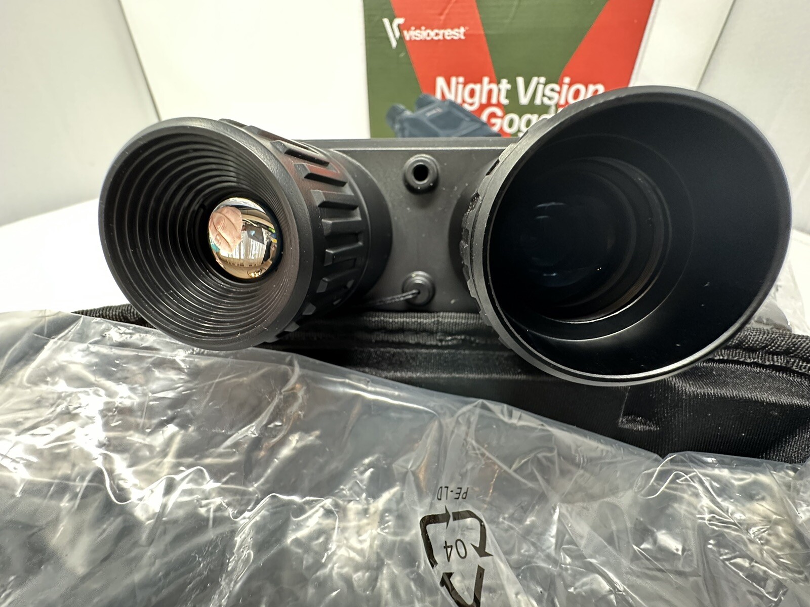 Visiocrest Night Vision Binoculars 2X Magnification 1300FT Range - 32GB Memory C