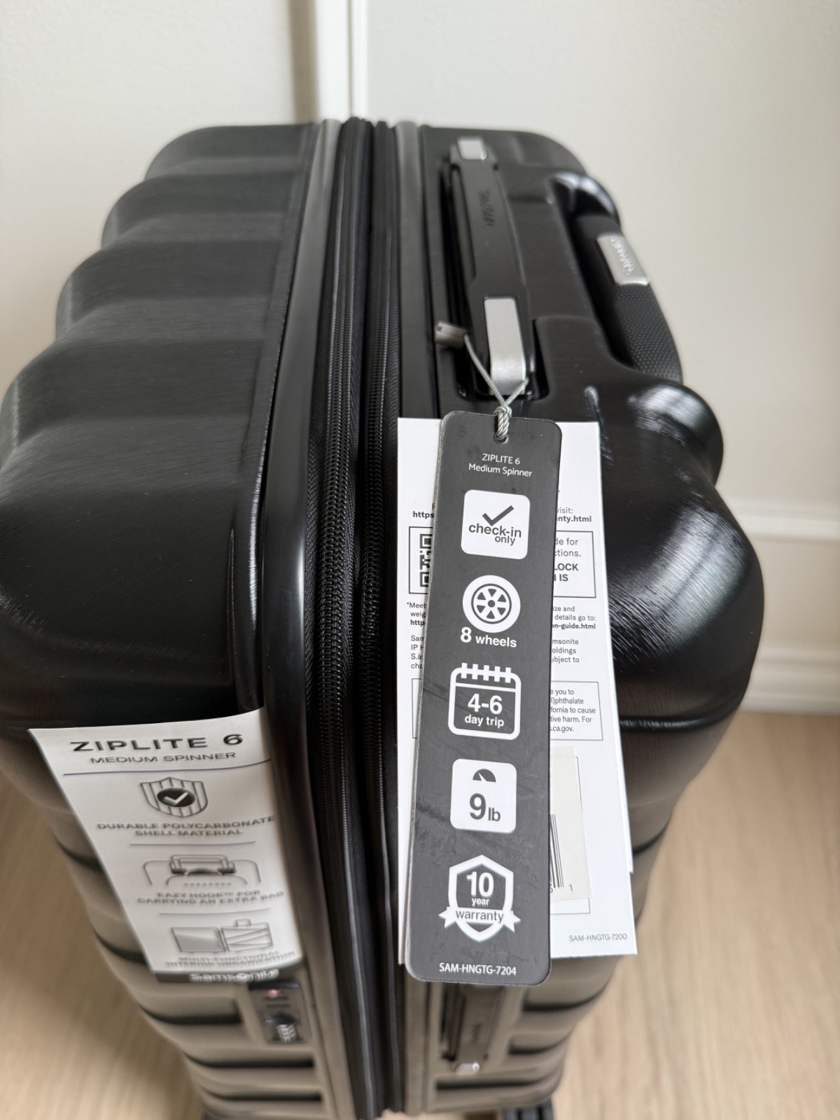 samsonite Ziplite 6 hardside spinner luggage