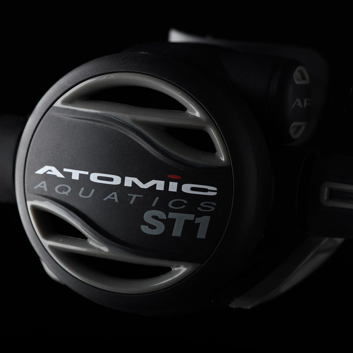 ATOMIC AQUATICS ST1 Yoke Regulator