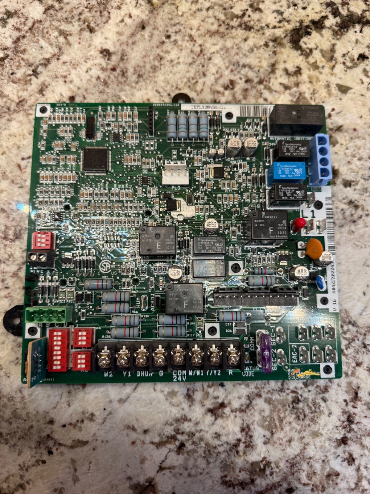Carrier CEBD430456 Furnace Control Circuit Board CEPL 130456 01 HK42FZ022 30 DAY