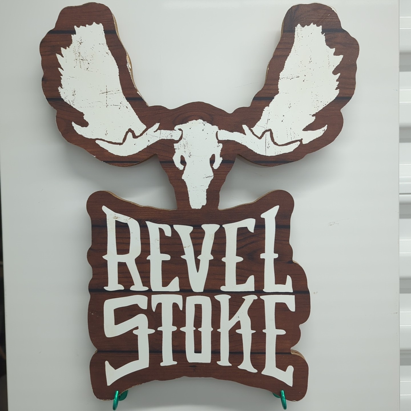 REVEL STOKE SPICED WHISKEY WOODEN ADVERTISING MOOSE SKULL SIGN 15X12" Bar Liquor