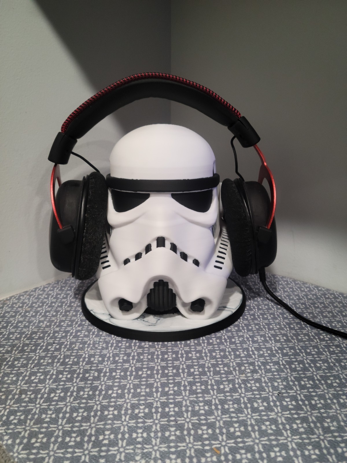 Stormtrooper Headphone Stand