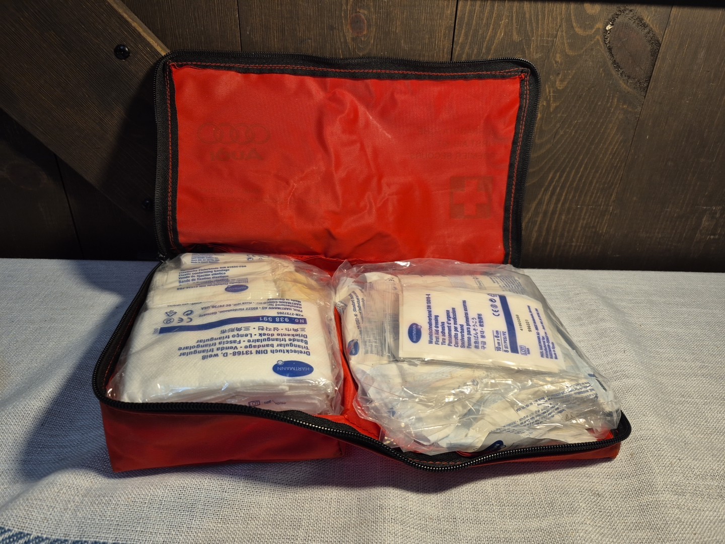 2002-2008 Audi Quattro First Aid Kit 8E0 960 281 Hartmann