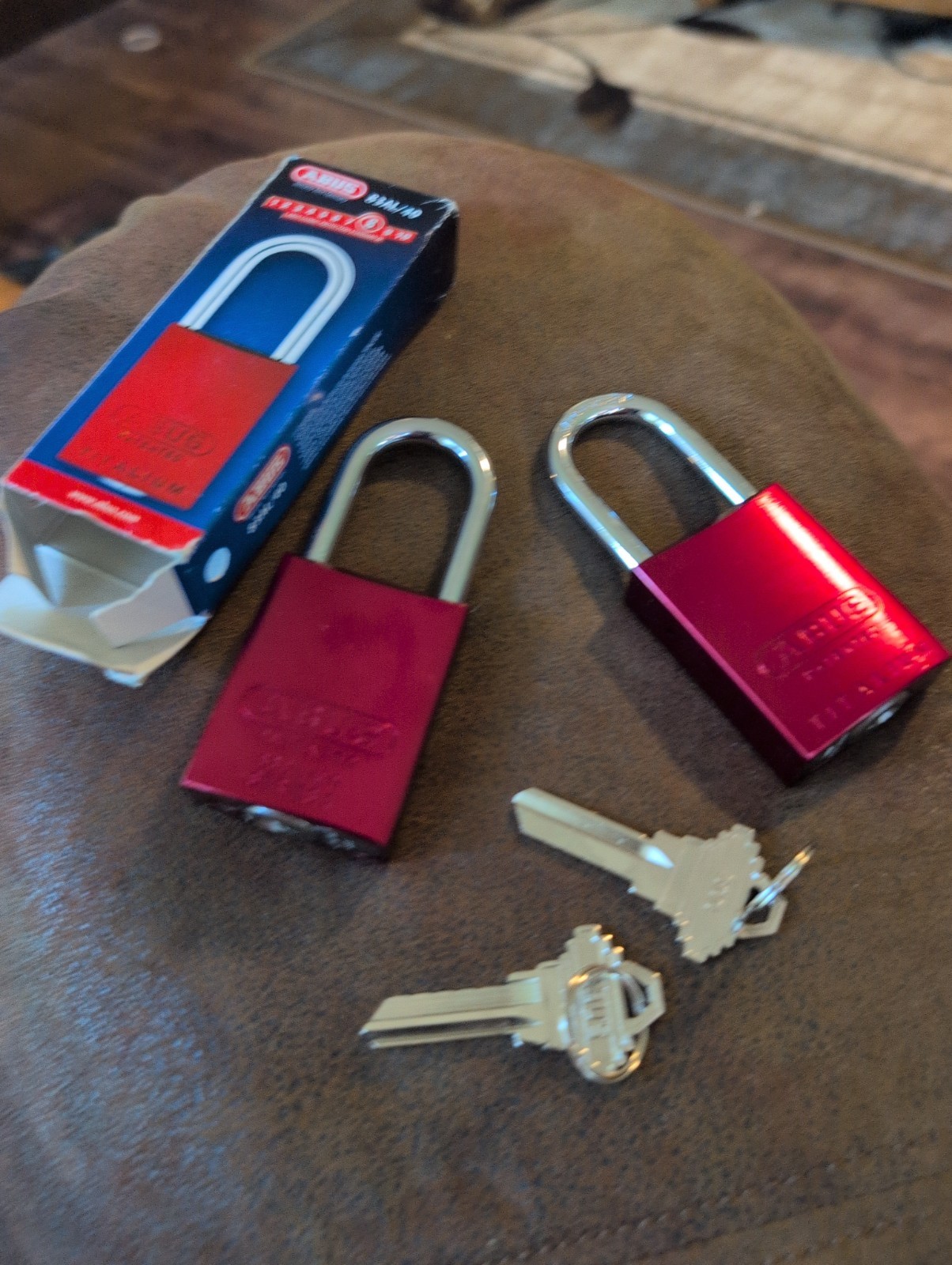 ABUS 83AL/40-300 Titalium Padlock Red - Rekeyable Abus Needs To Be Keyed