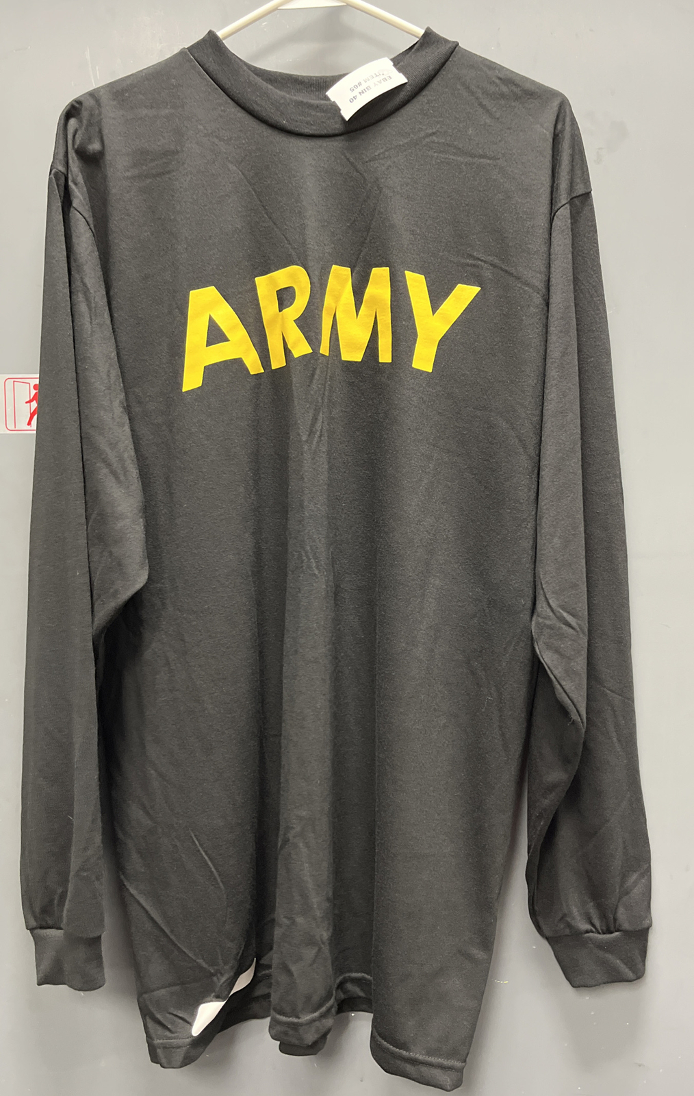NWOT, APFU, T-Shirt, Long Sleeve, Army Physical Fitness Uniform, LARGE   40/65