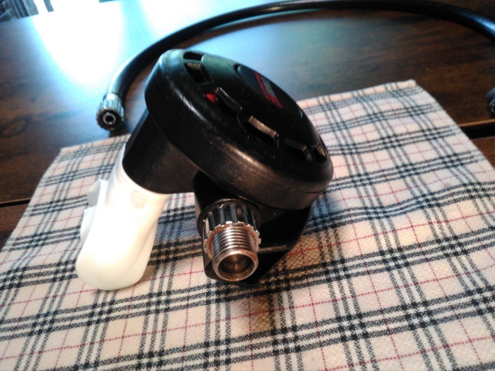 Scubapro G250 GRAPHITE Second-Stage, Good Cndition.