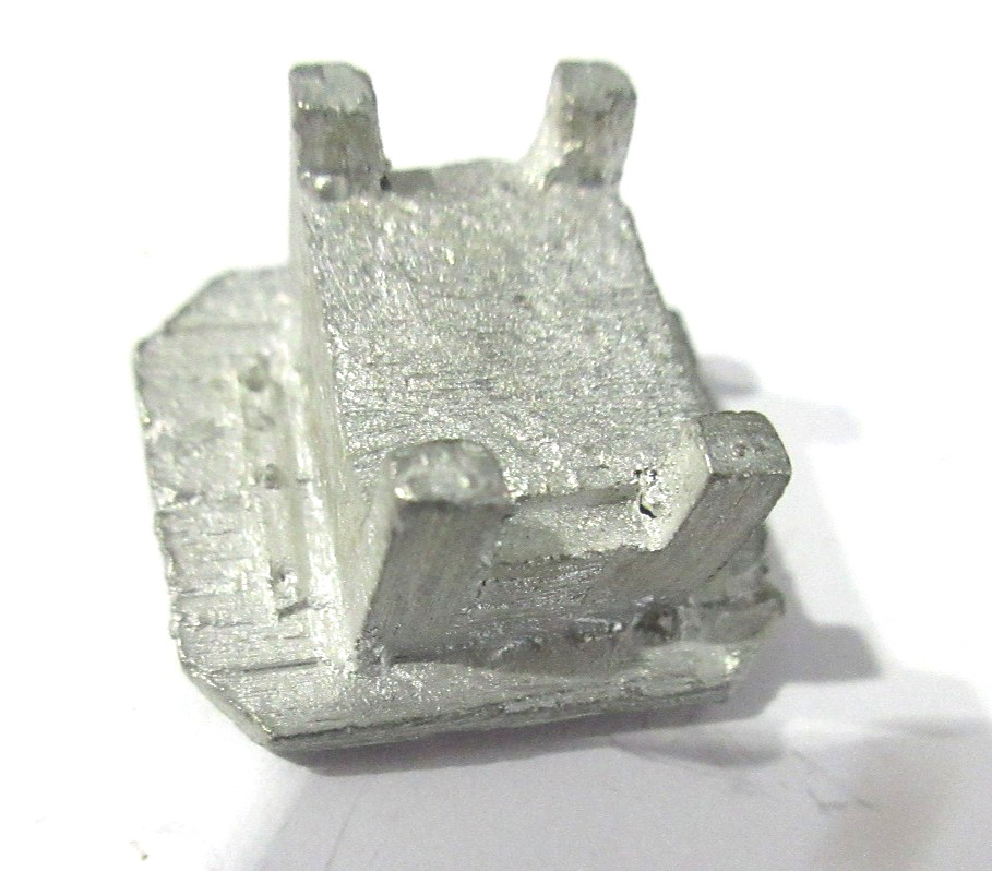 Warhammer Terrain D&D Arcane Architecture Small Square Table 2.5 x 2 x 1.5 cm