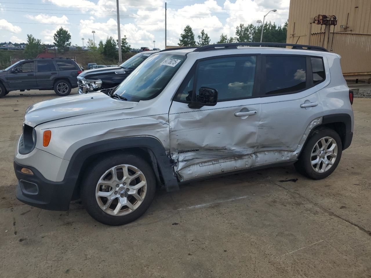 Audio Equipment Radio Display And Receiver Sirius Fits 15-17 RENEGADE 4802032