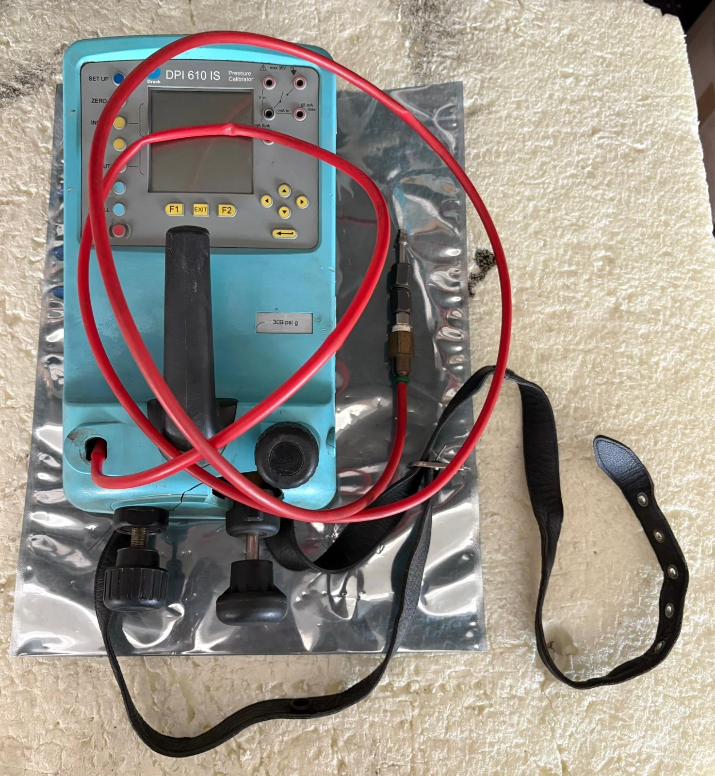 Druck DPI 610 IS Pressure Calibrator 300 PSI Portable Calibrator w/ Leads