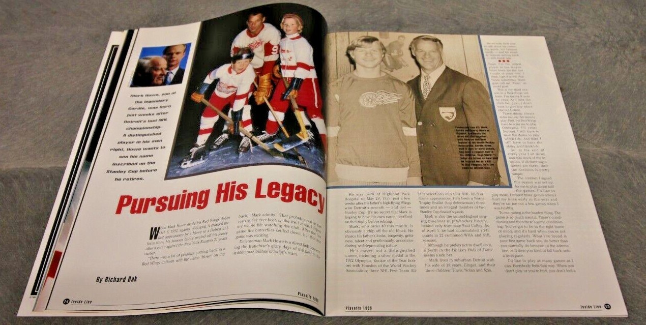 1995 DETROIT RED WINGS NHL PROGRAM PLAYOFF ISSUE GORDIE / MARK HOWE MARK SIGNED