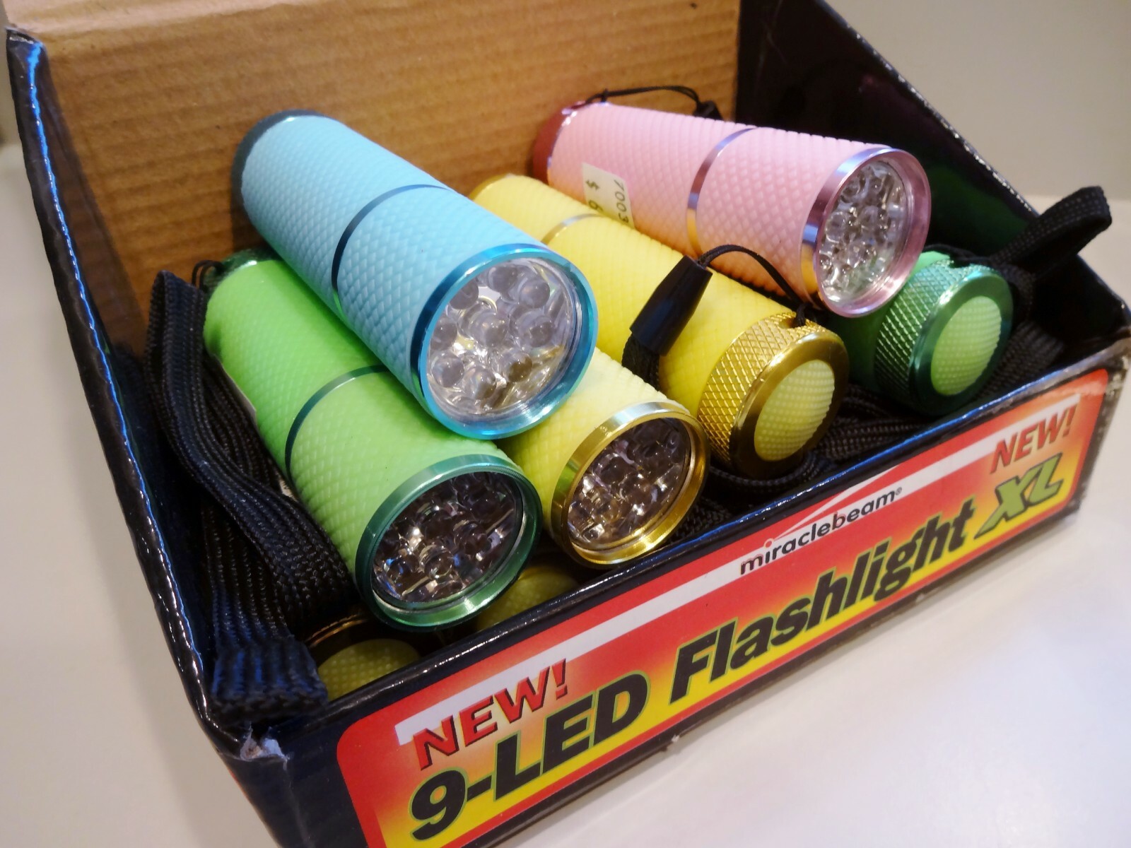 New LED FLASHLIGHT XL Miracle Beam Glows Rubber Coated 3.5" PICK YOUR COLOR