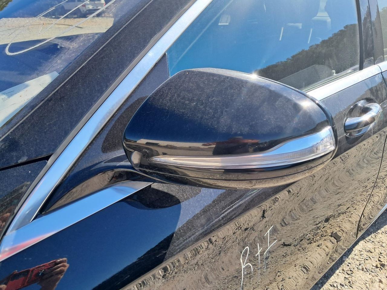 S320 2014 Glove Box 4811025