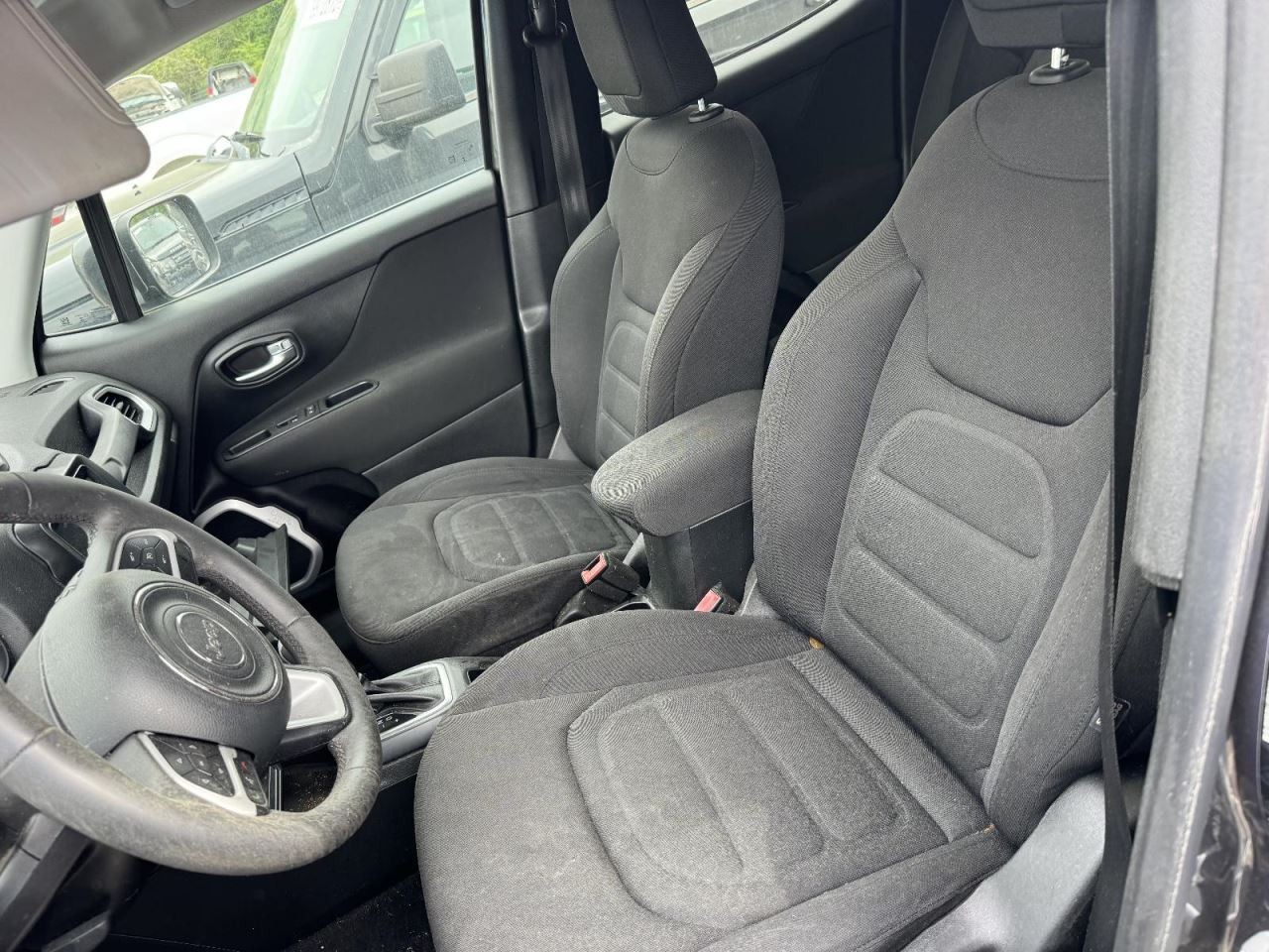 RENEGADE 2018 Glove Box 5030224