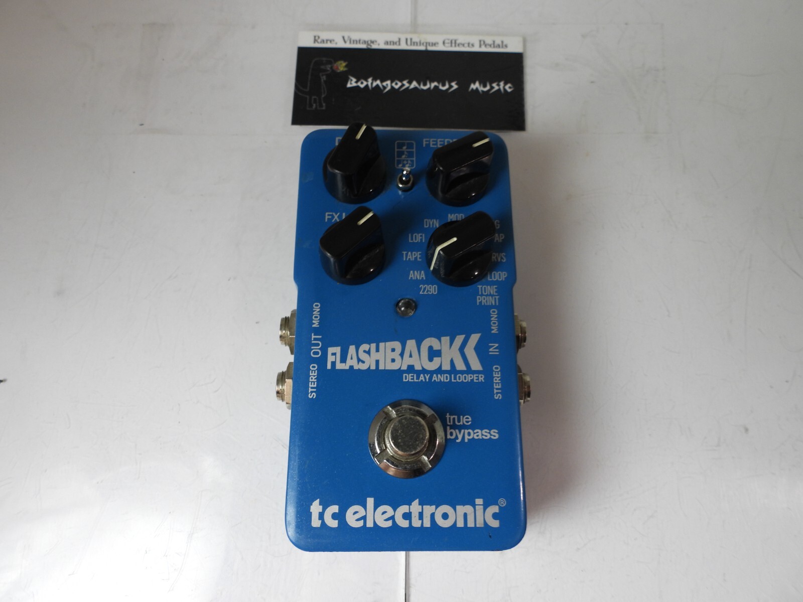 TC Electronics Flashback Delay/Looper Effects Pedal Guitar Free USA Ship