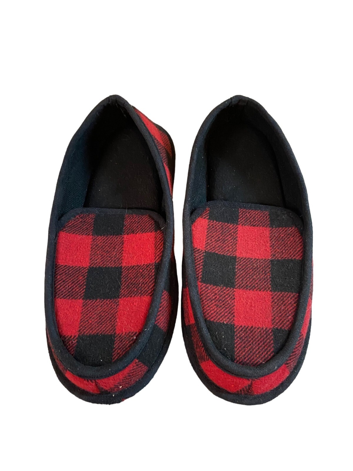 Dearfoams Mens Red Black Buffalo Plaid Slippers Medium 9-10 Indoor/Outdoor Sole