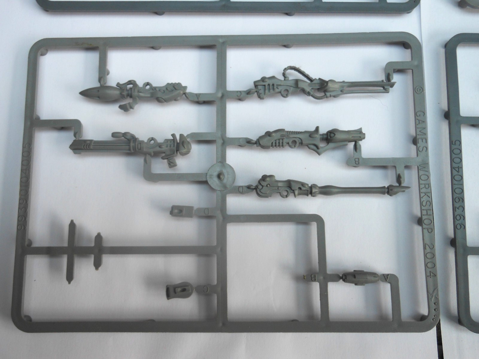 Warhammer 40k Eldar Heavy Weapons Bits incomplete sprues