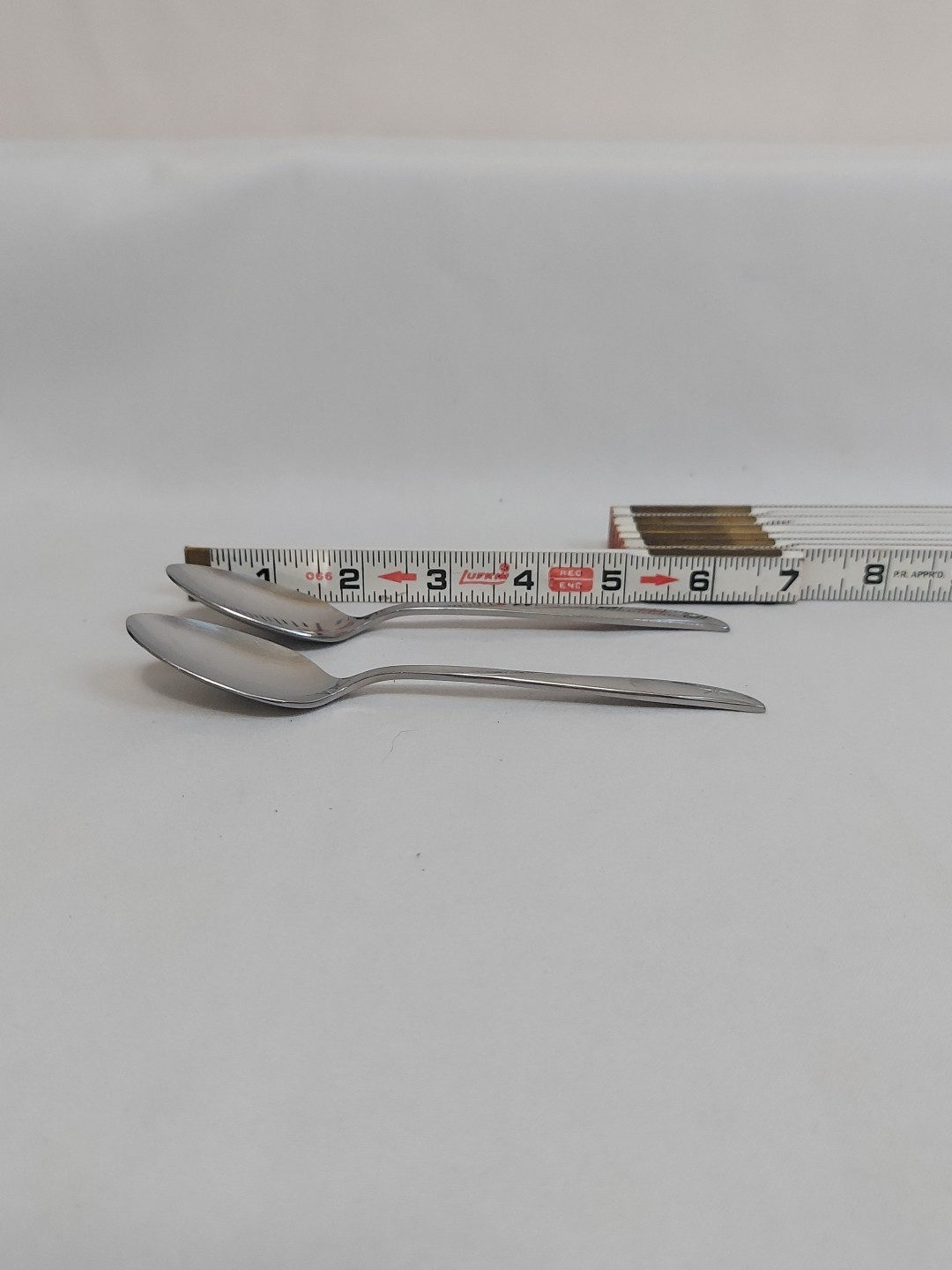 2 Oneida Community Atomic Twin Star Stainless Flatware Spoons EUC