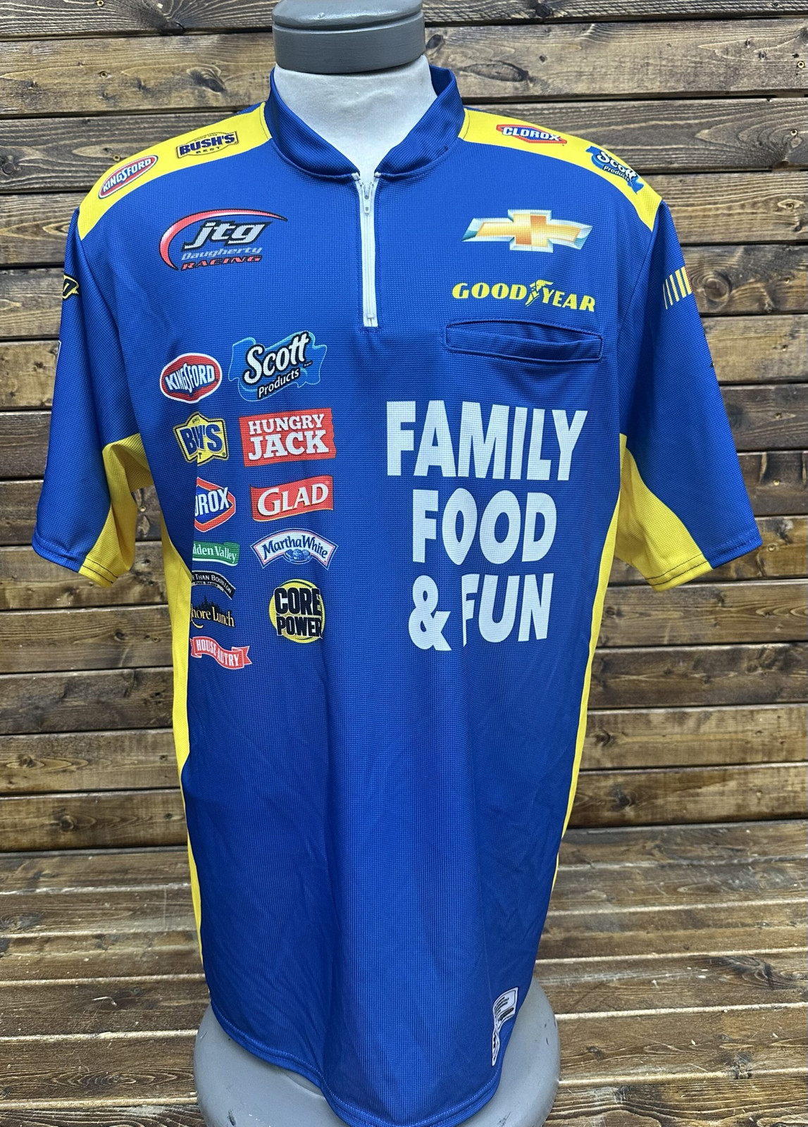 NASCAR JTG Racing Race Used Crew Shirt Size Large