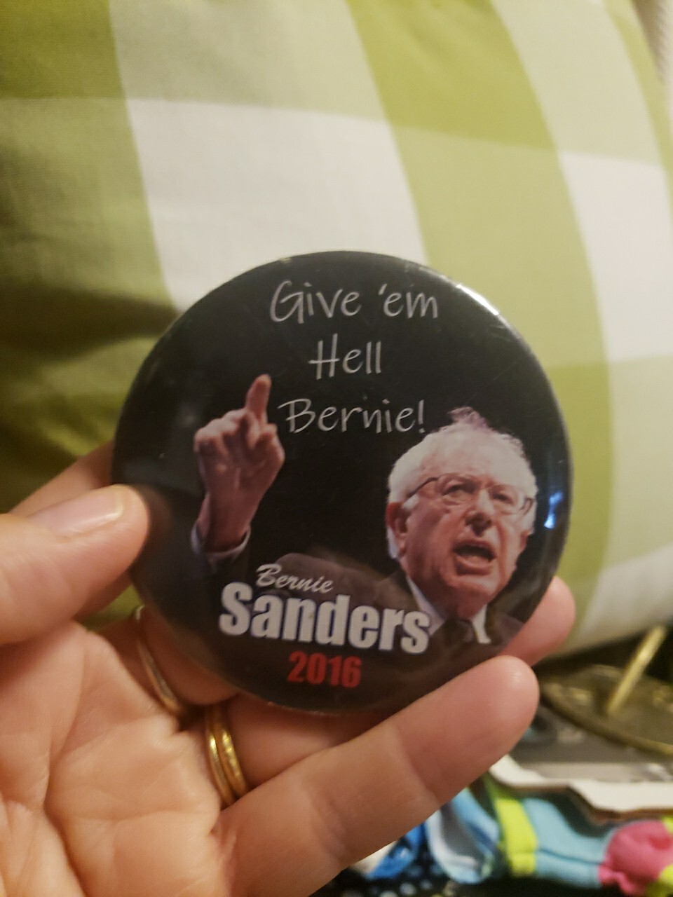 2018 GIVE 'EM HELL BERNIE SANDERS Pin Back
