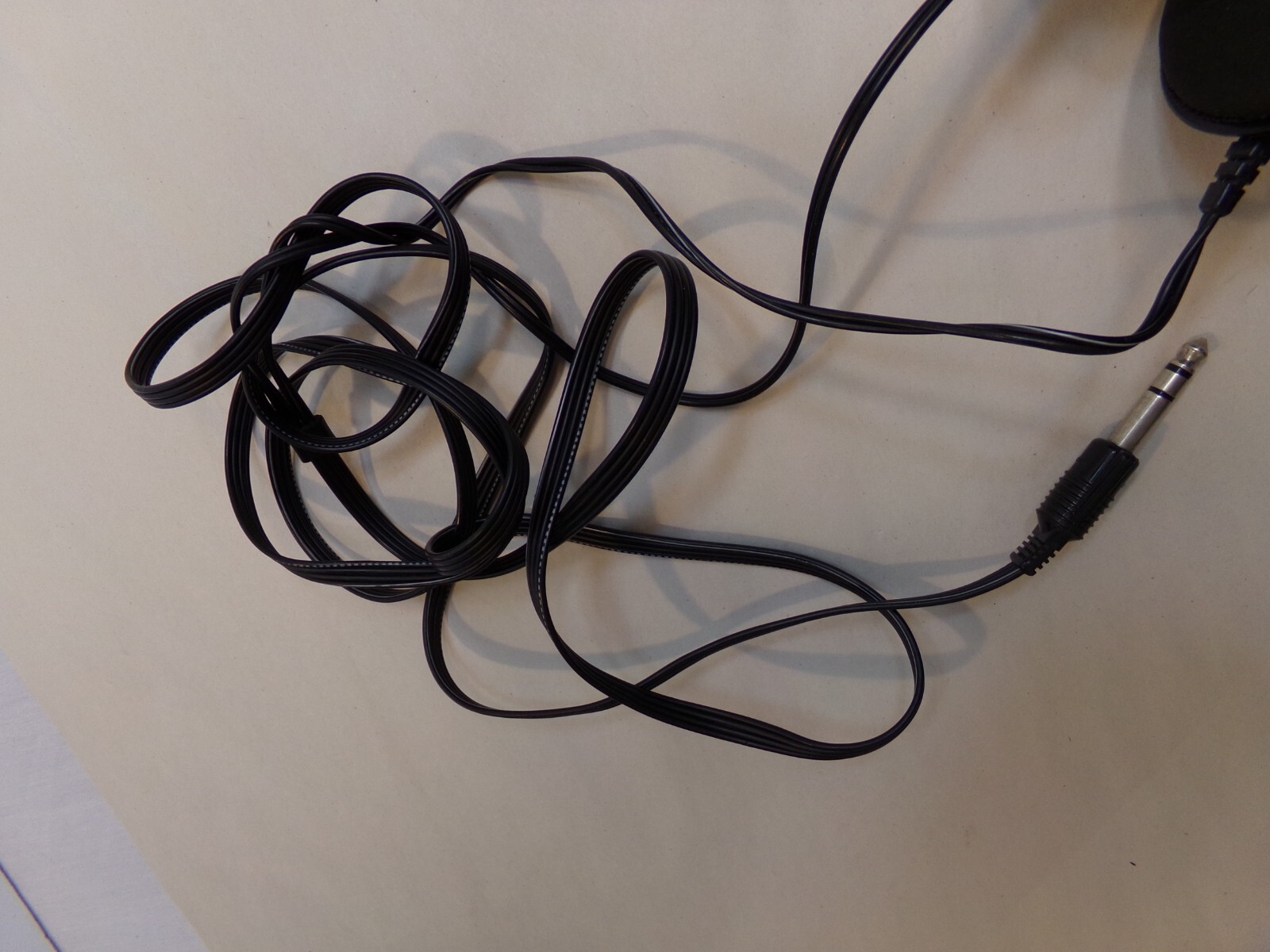 Numark HV-2000 Headphones