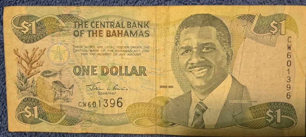 The Central Bank Of The Bahamas One Dollar 2001