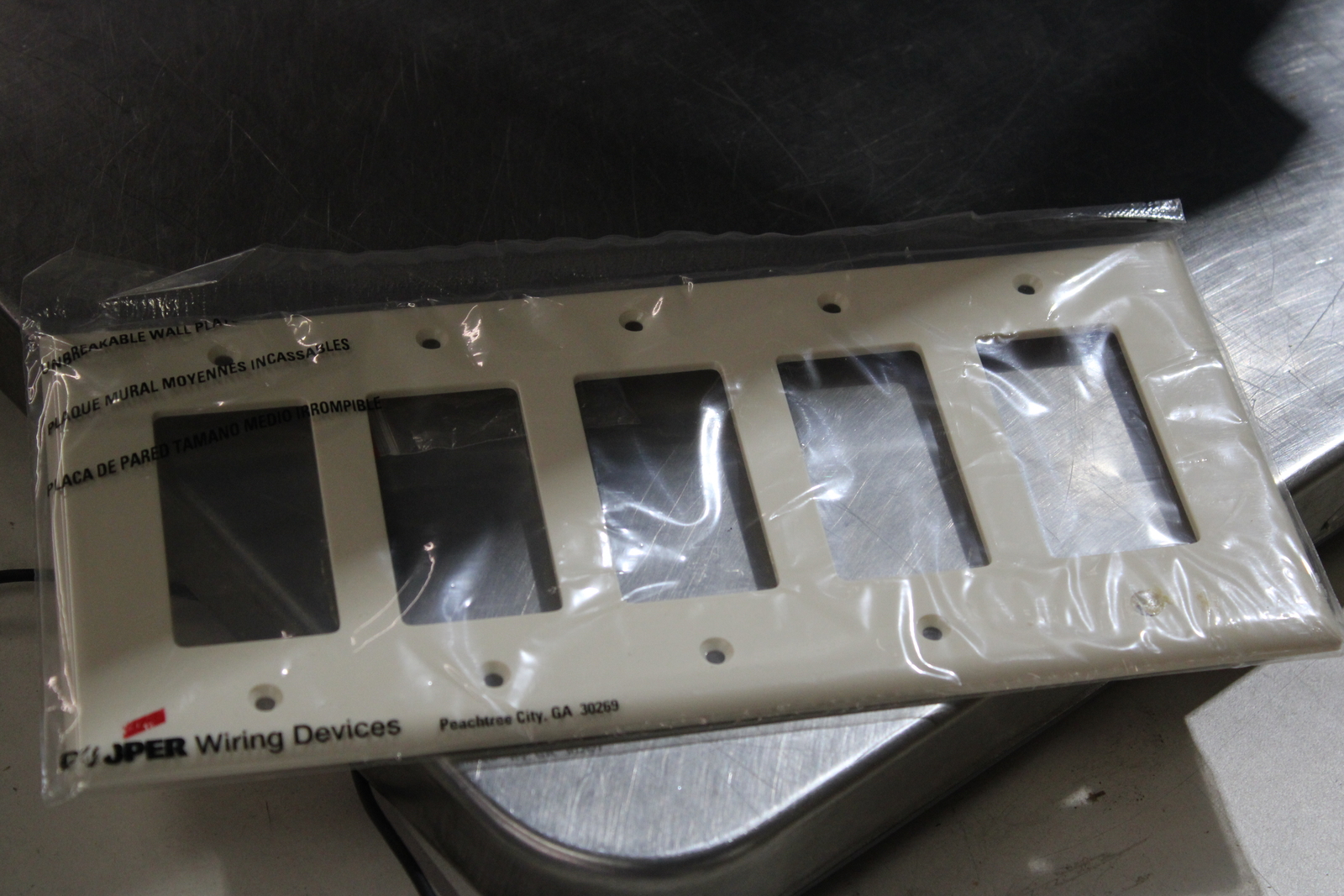 Cooper PJ265A Wallplates and Switch Accessories
