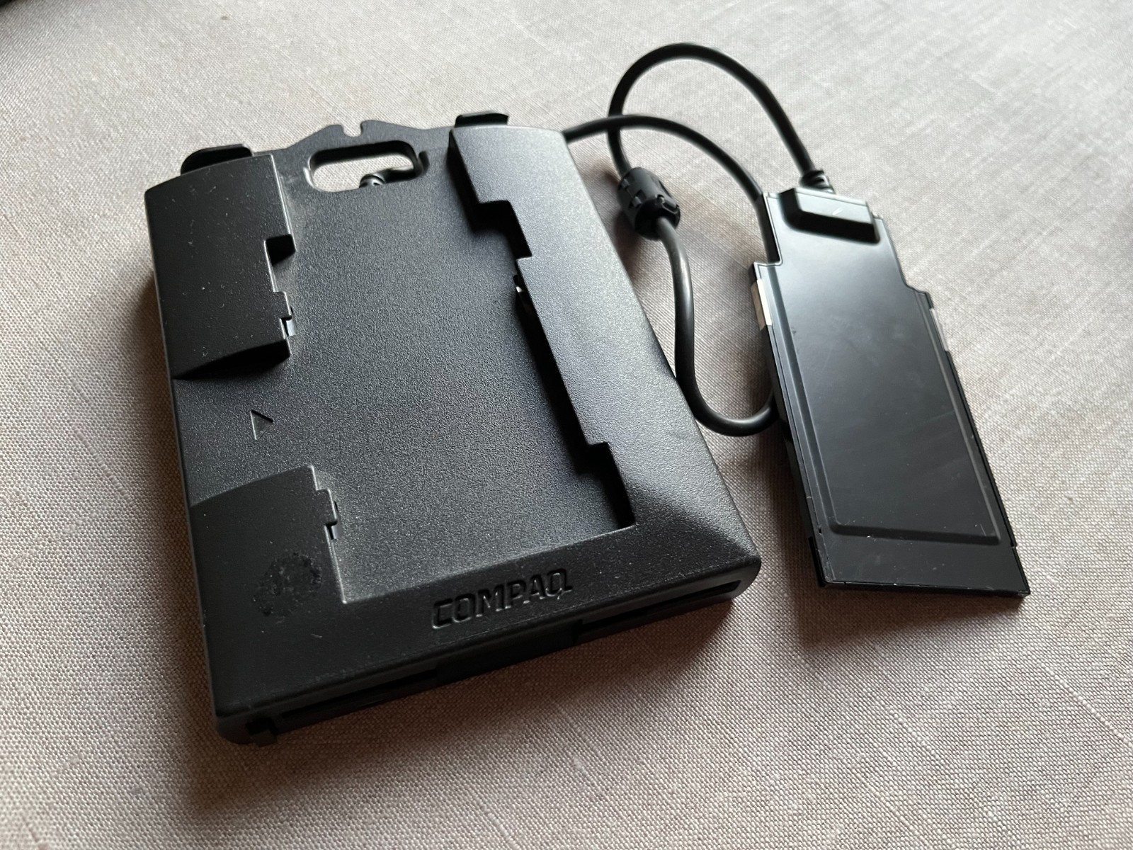 COMPAQ CONTURA AERO 4/33C