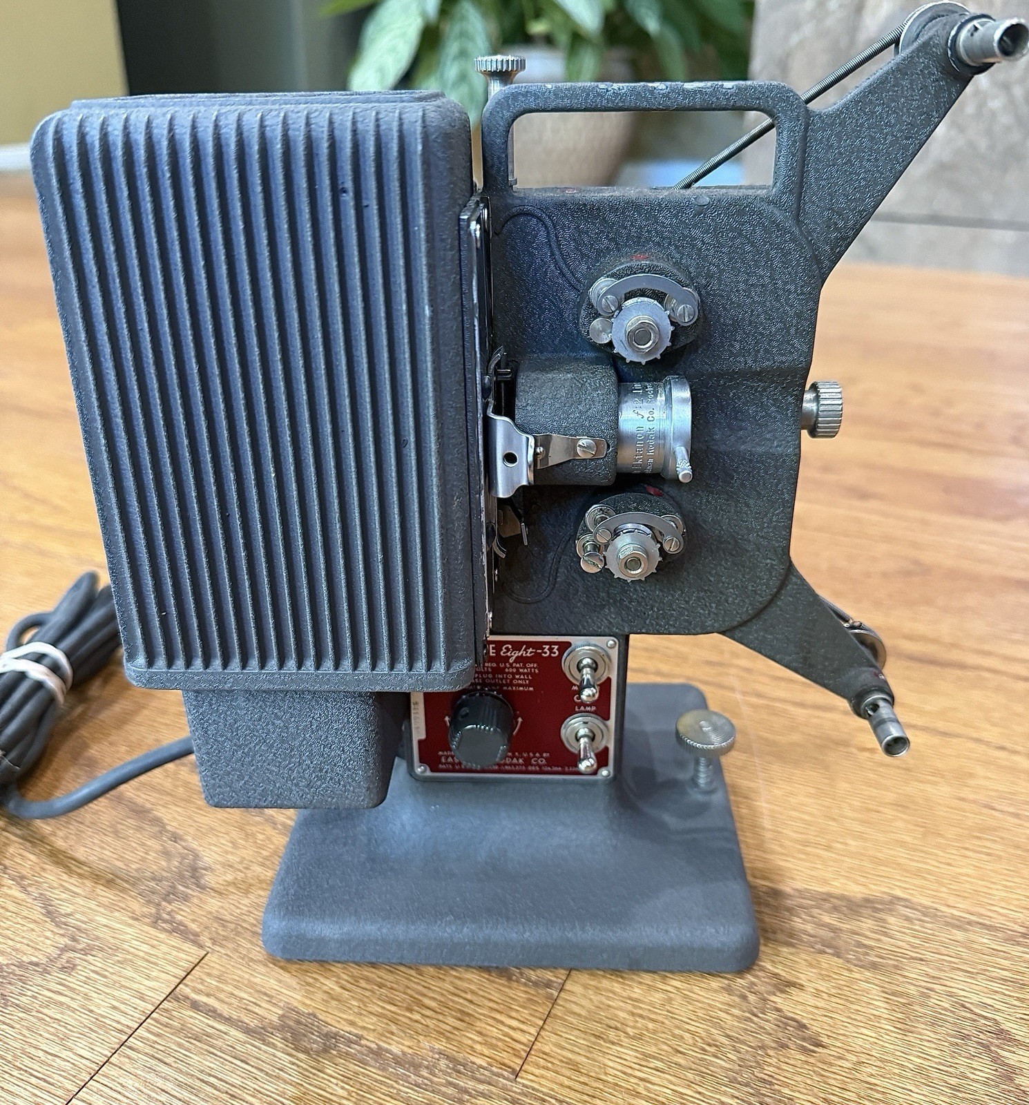 Kodascope Eight Model 33 Movie Projector Vintage Tested Working w/ Original Case