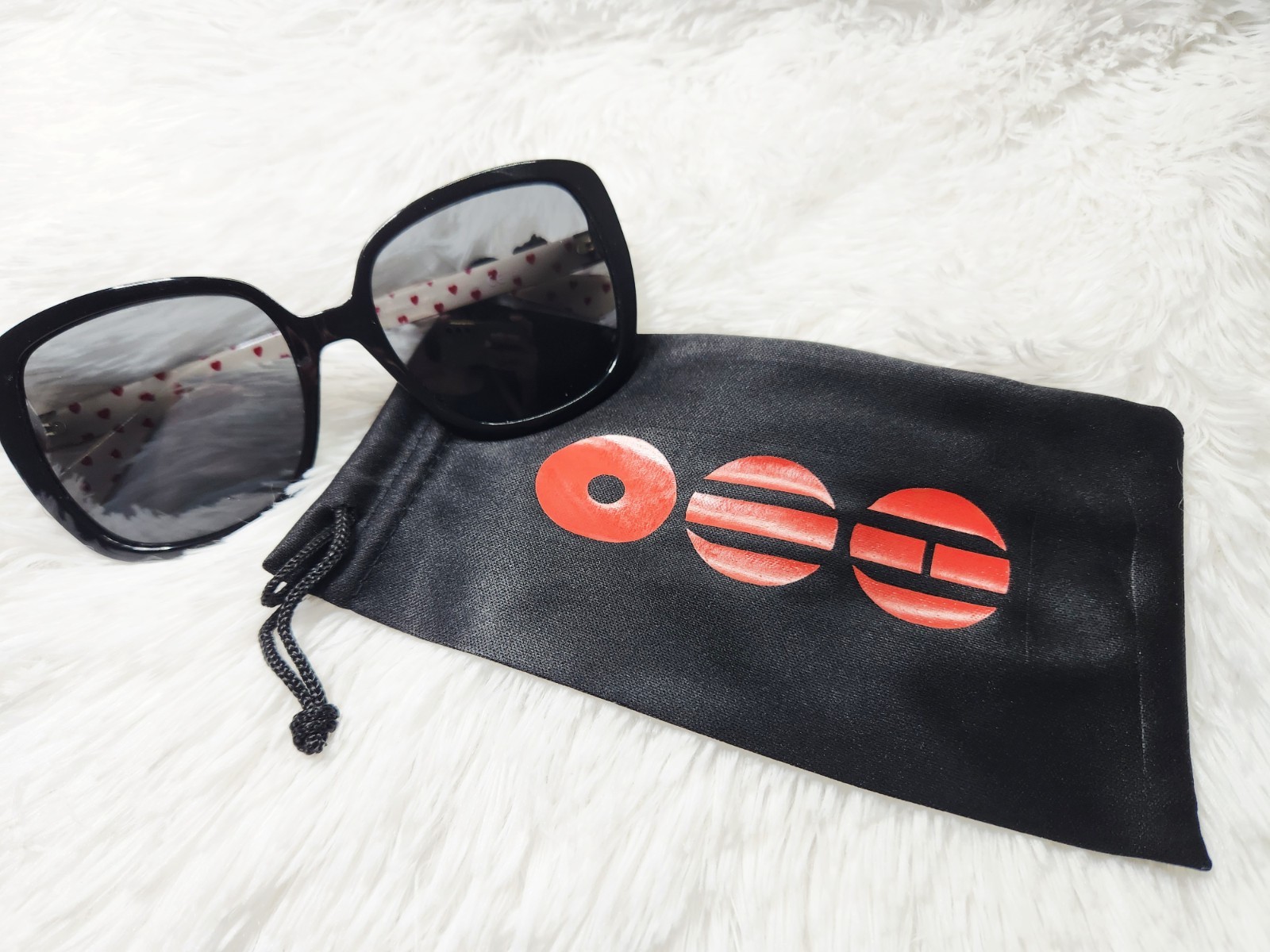 BTS Arirang Soft drawstring Sunglass Case