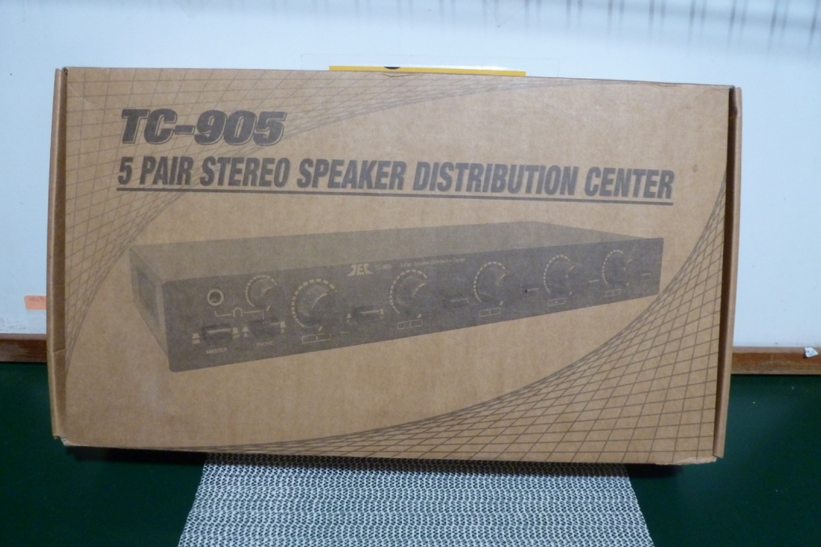 TEC TC-905 Commercial 5-Pair Speaker Distribution Center Selector new in