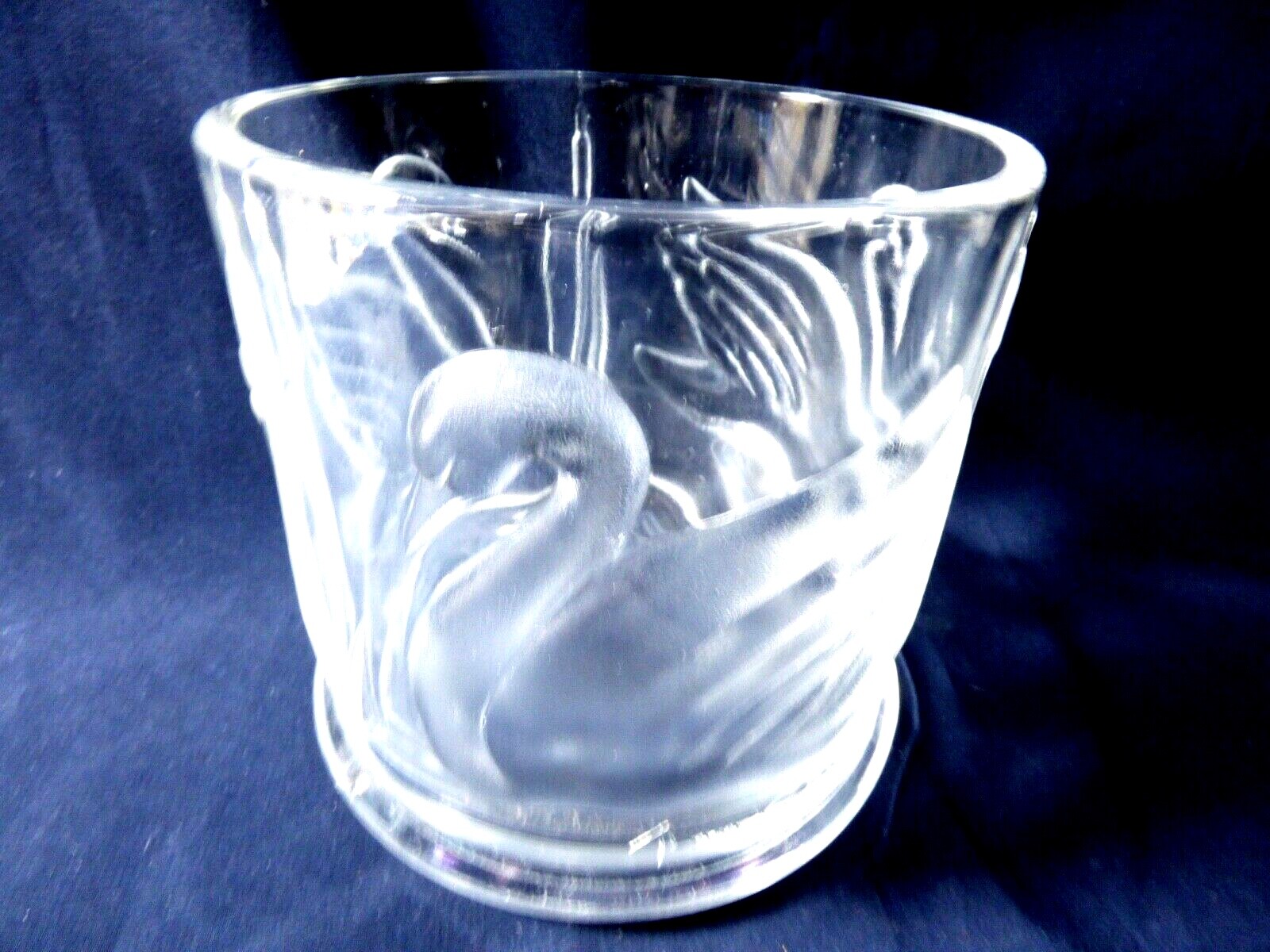 Gloria Vanderbilt Clear Glass Swan Cattail Jar bowl Made in France