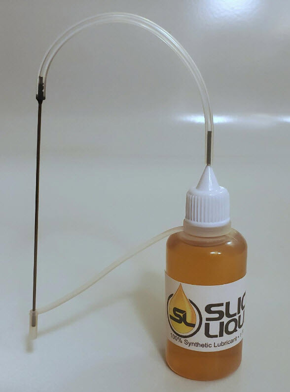 Slick Liquid Lube Bearings Oil with EXTRA LONG 3” Needle 100% Synthetic Oil NEW