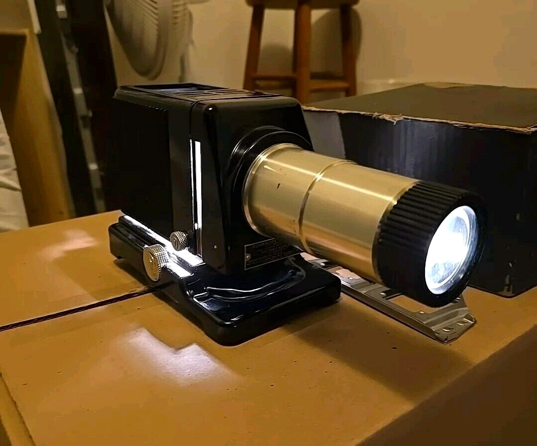Vintage Kodak Kodaslide Projector Model 2 w/Box WORKING! [O4]