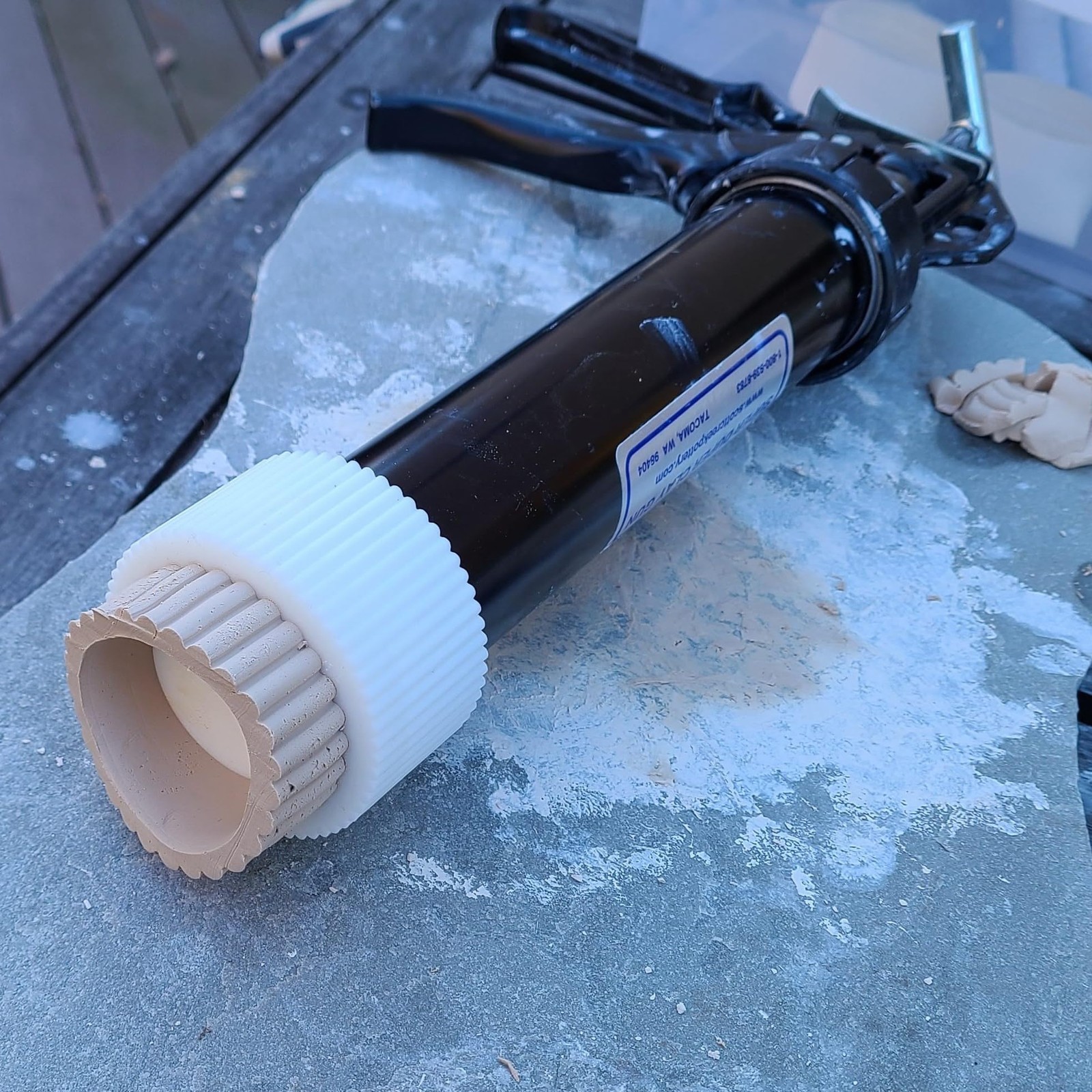 Scalloped Full-Bore Die for Handheld Extruder