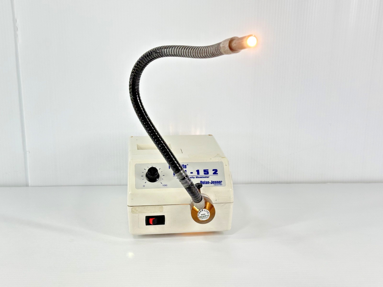 Dolan-Jenner Fiber-Lite MI-152 Illuminator w/ Fiber Optic Light Guide