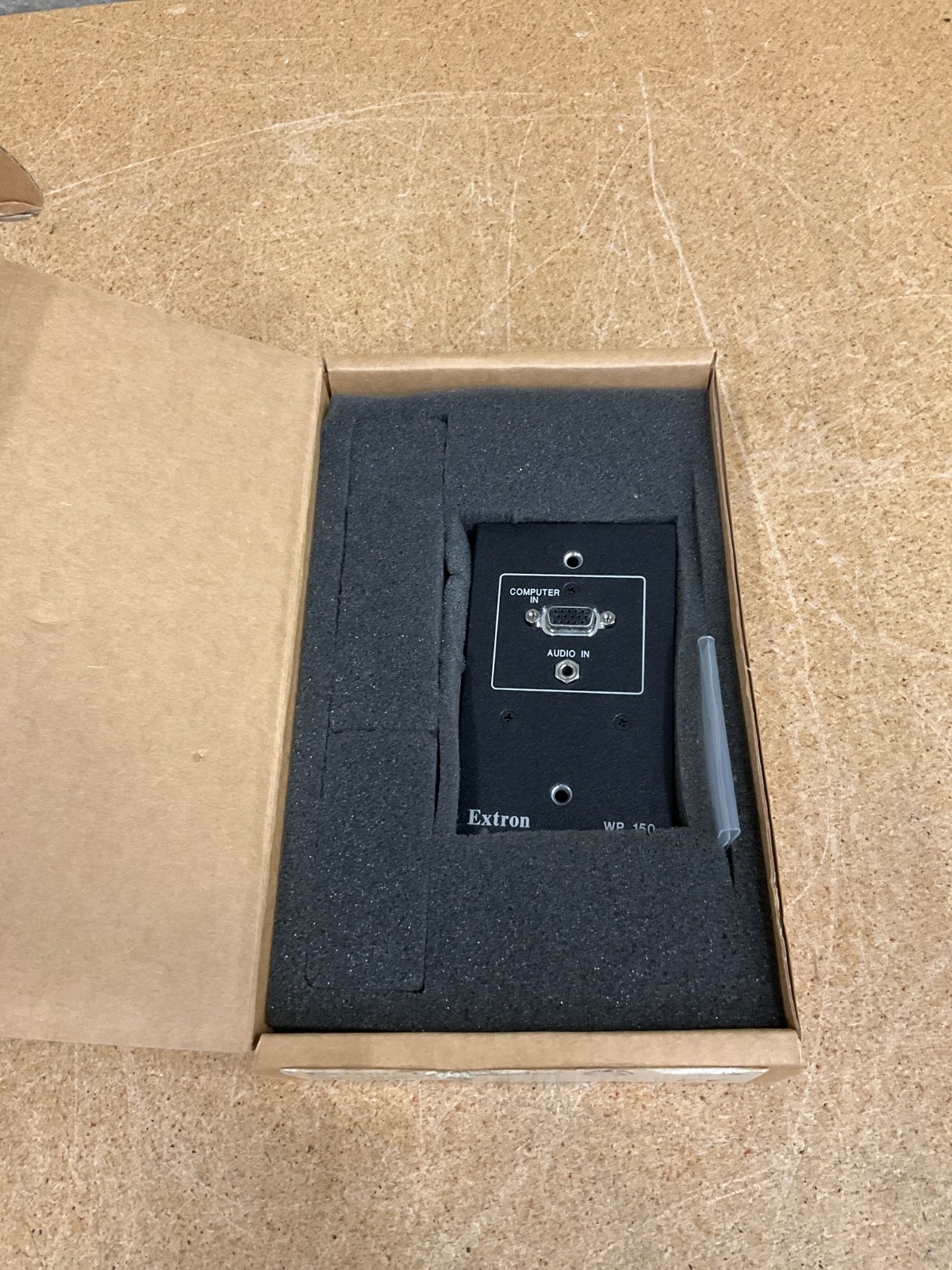 Extron WP 150 VGA Black (60-427-12)