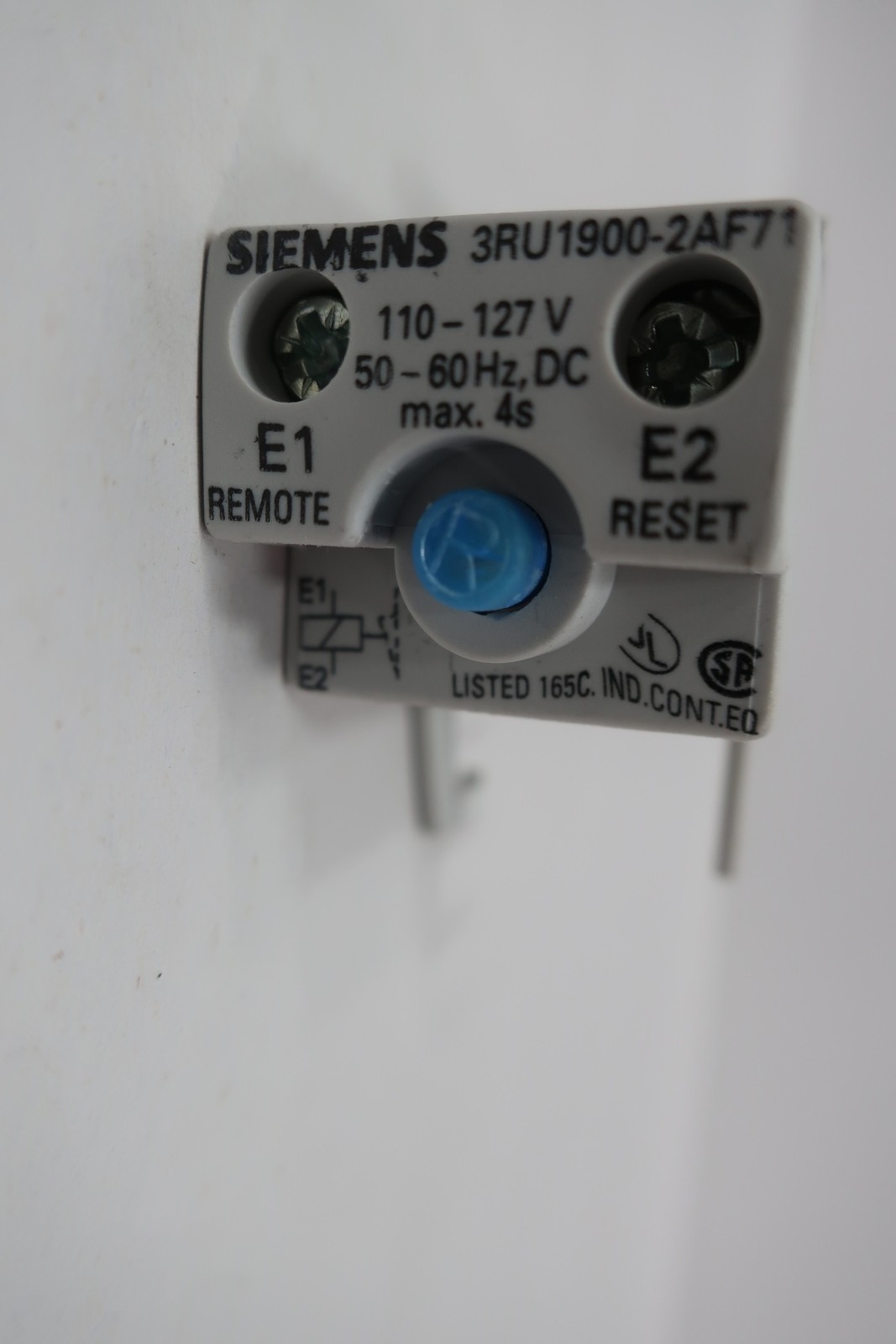 Siemens 3RU1900-2AF71 Remote Reset Module 110-127v-ac/v-dc