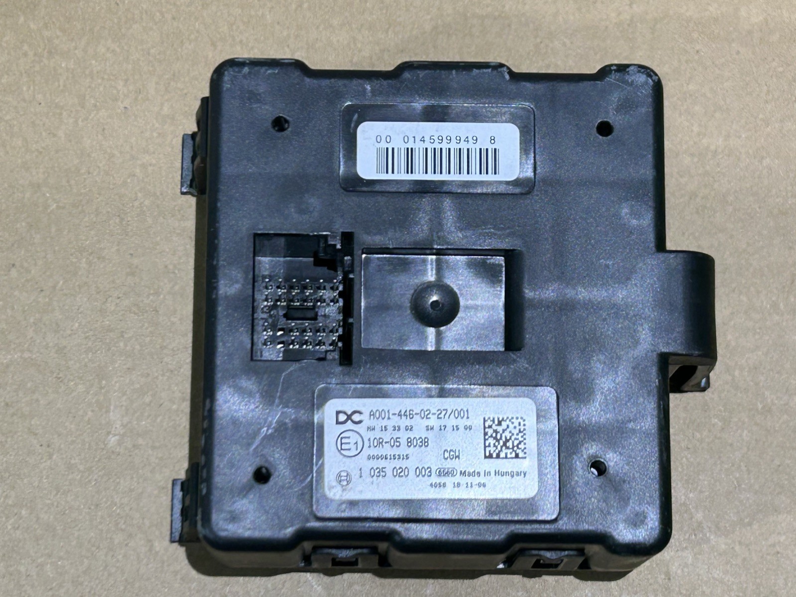 Mercedes Benz Actros MP4 Antos Arocs & others central gateway, A0014460227