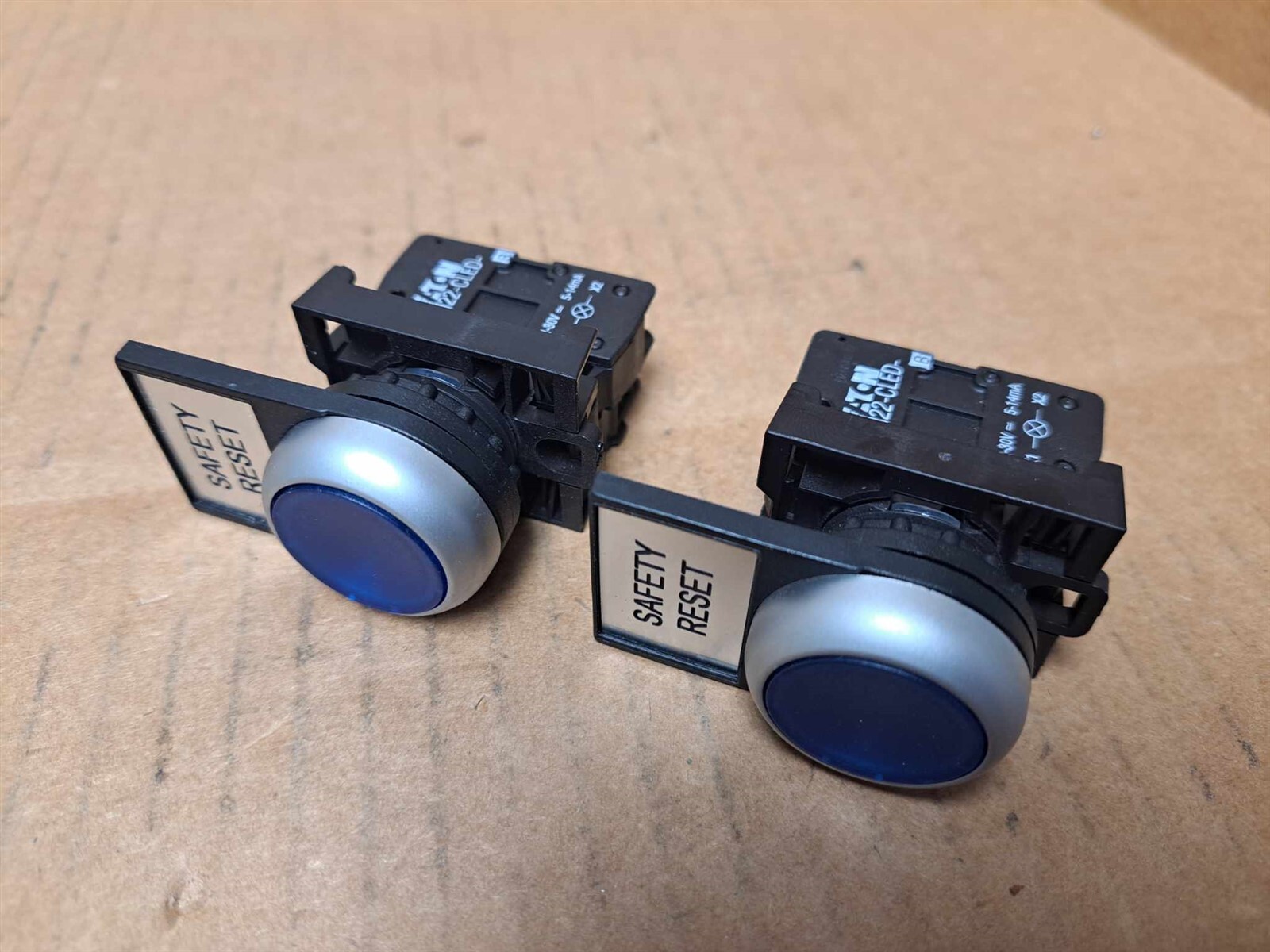 Eaton Blue Illuminated Push Button (Lot of 2) Part No. M22-K10 w/ M22-CLED