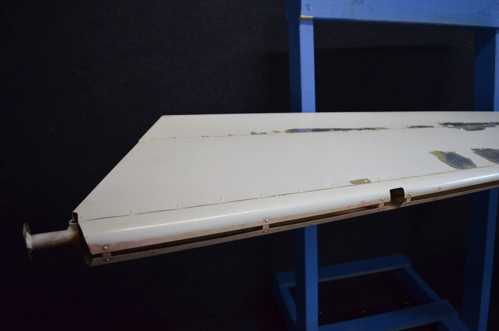 0432001-51 | C-150J | ELEVATOR ASSEMBLY LH