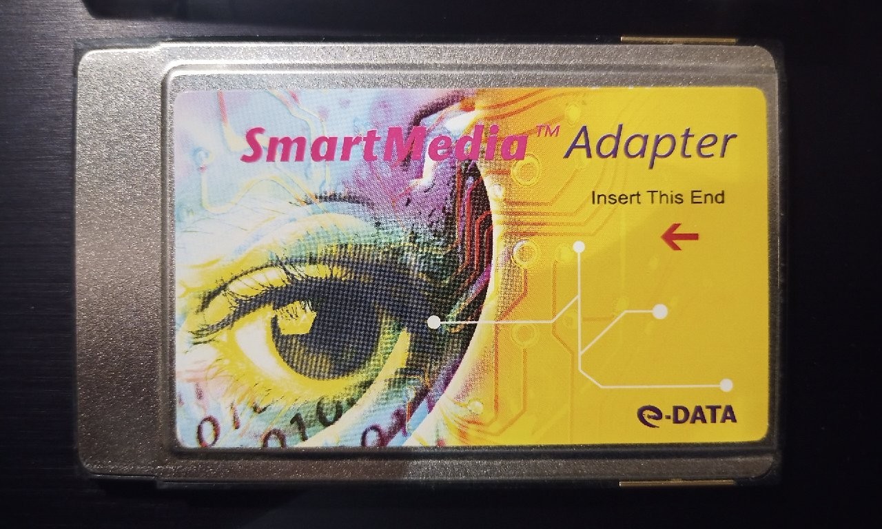 SmartMedia PCMCIA/PC Card Adapter reader for Olympus Smart Media in plastic case