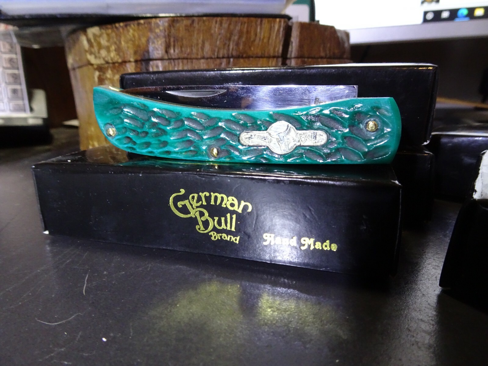 GERMAN BULL POCKET KNIFE MADE IN GERMANY *SOD BUSTER* 3.63 440HC GREEN PICK BONE