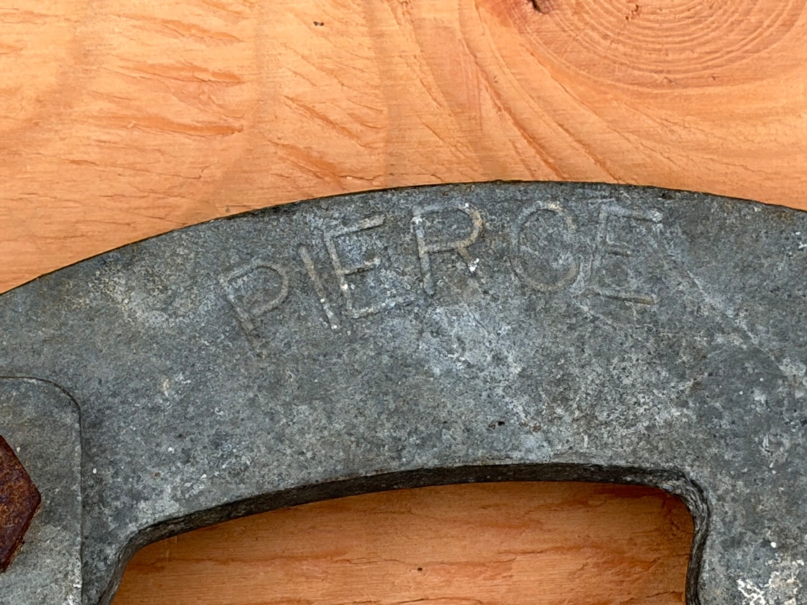 Irrigation Pipe 3" Plug (Pierce) Hook Style Galvanized Fitting