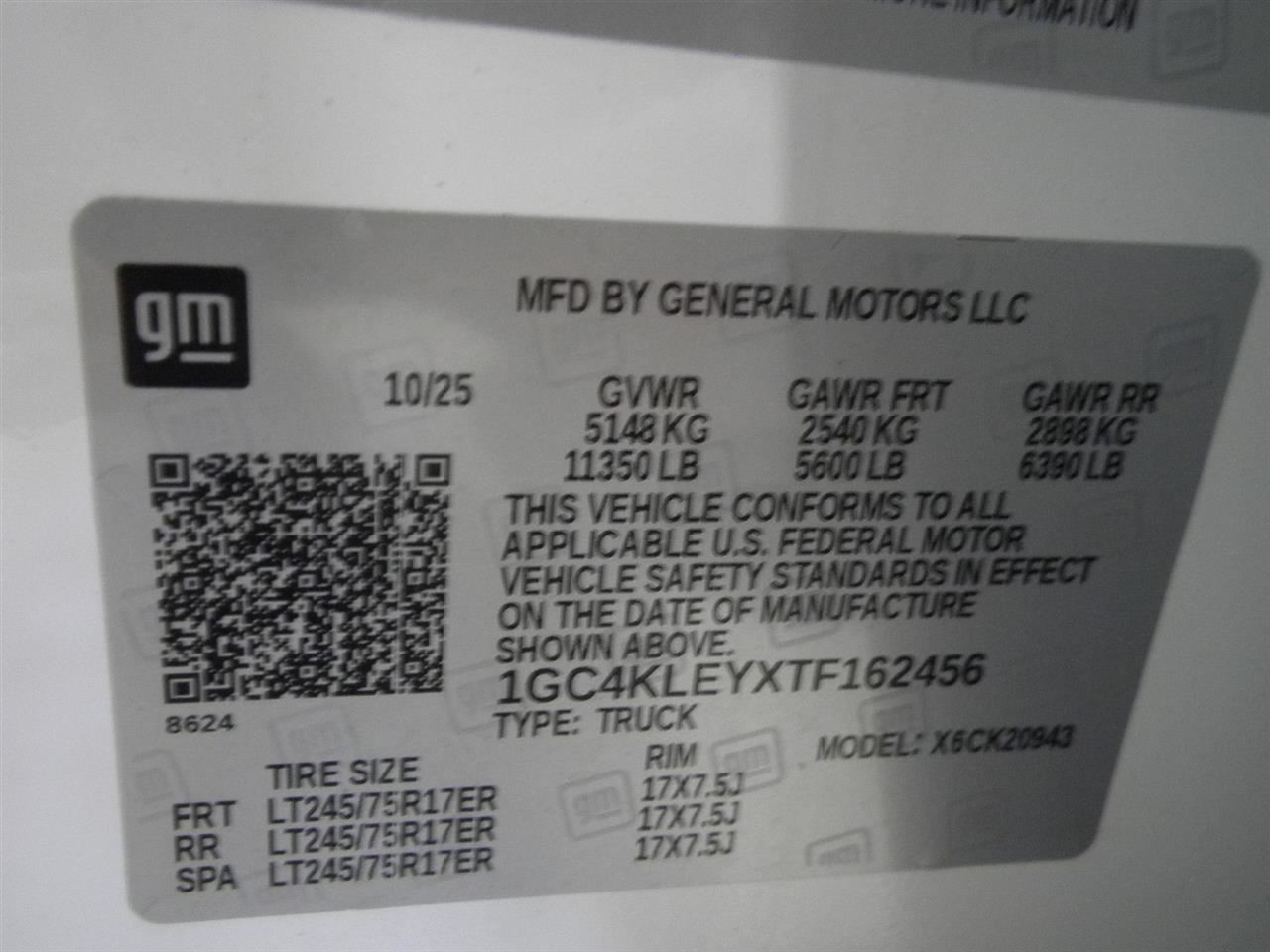 2026 Silverado 2500 2500HD Upper Air Shutter