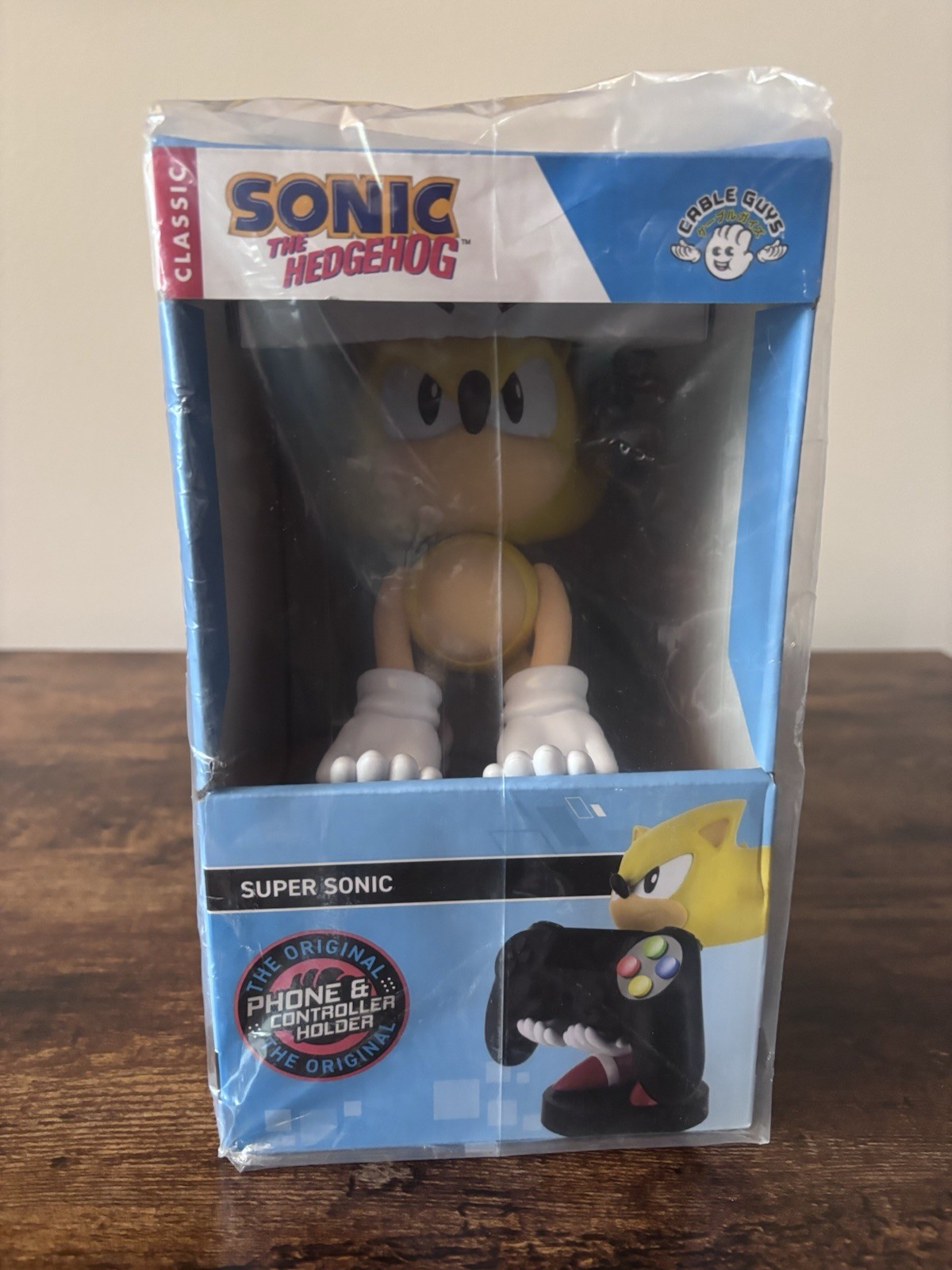 The Cable Guys Super Sonic The Hedgehog Controller Holder