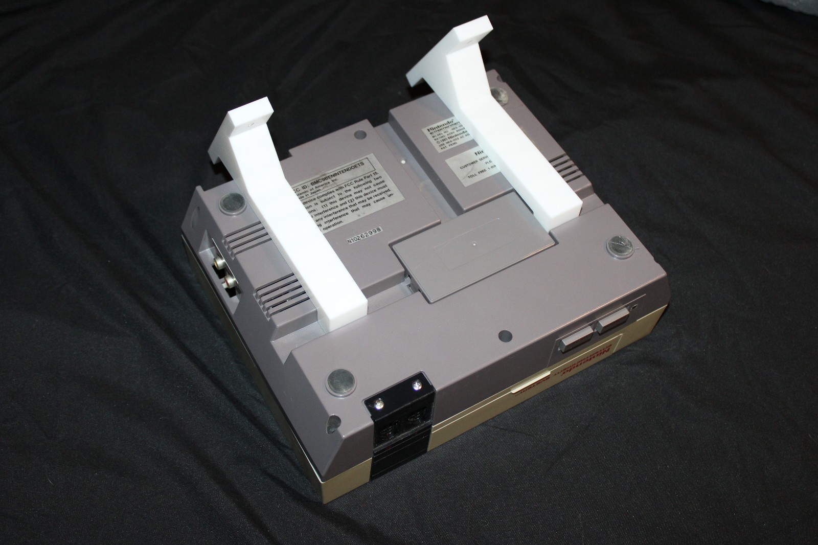 Original Nintendo (NES) 3D Printed Wall Mount (Set of 2)