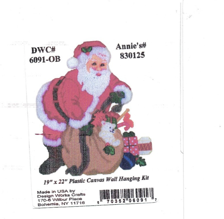 SANTA  WALL HANGING 7ct  plastic canvas PATTERN  (#TF0449)