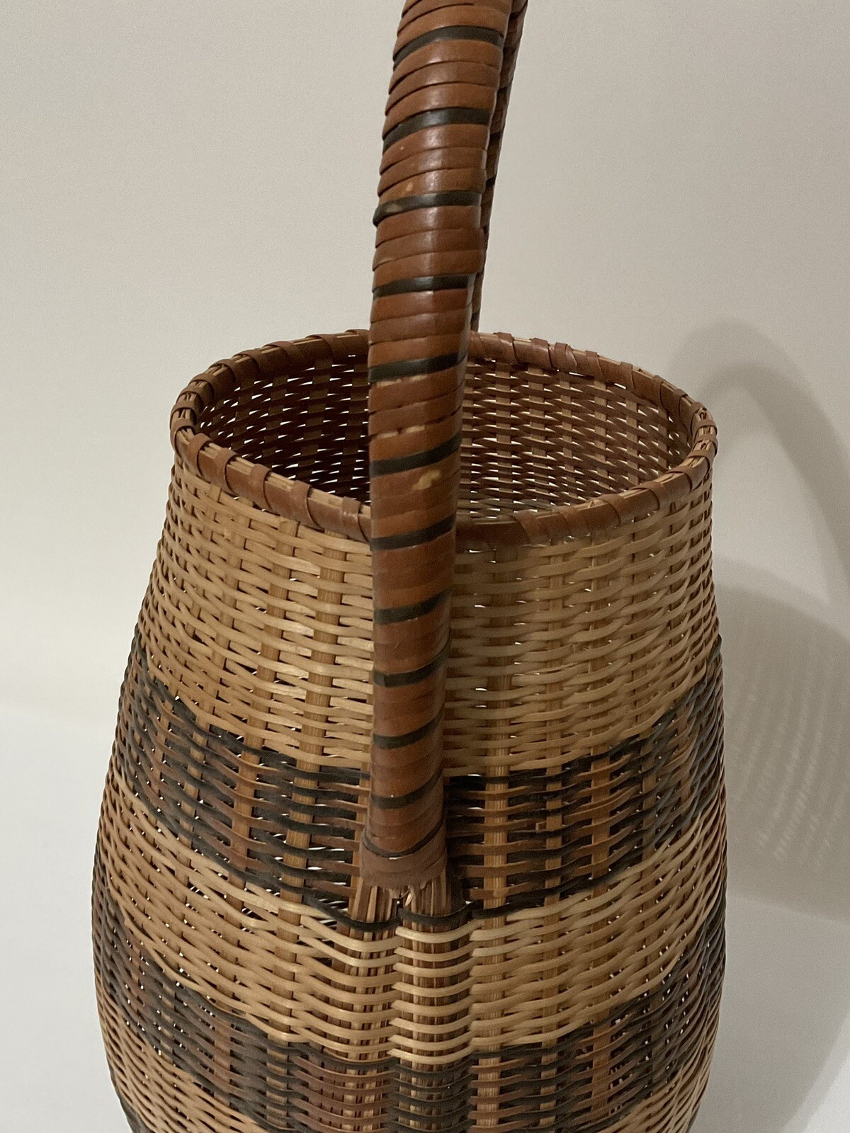Barrel Shape Decorative Storage Basket with Lid Brown Stripes Handle Woven